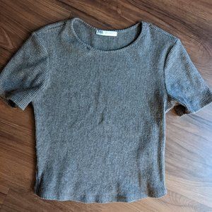 Structured cropped Zara tee